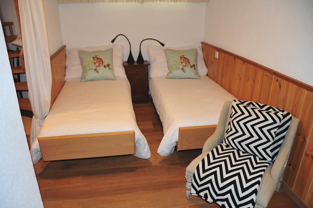 Yukon Villa Zermatt Room photo